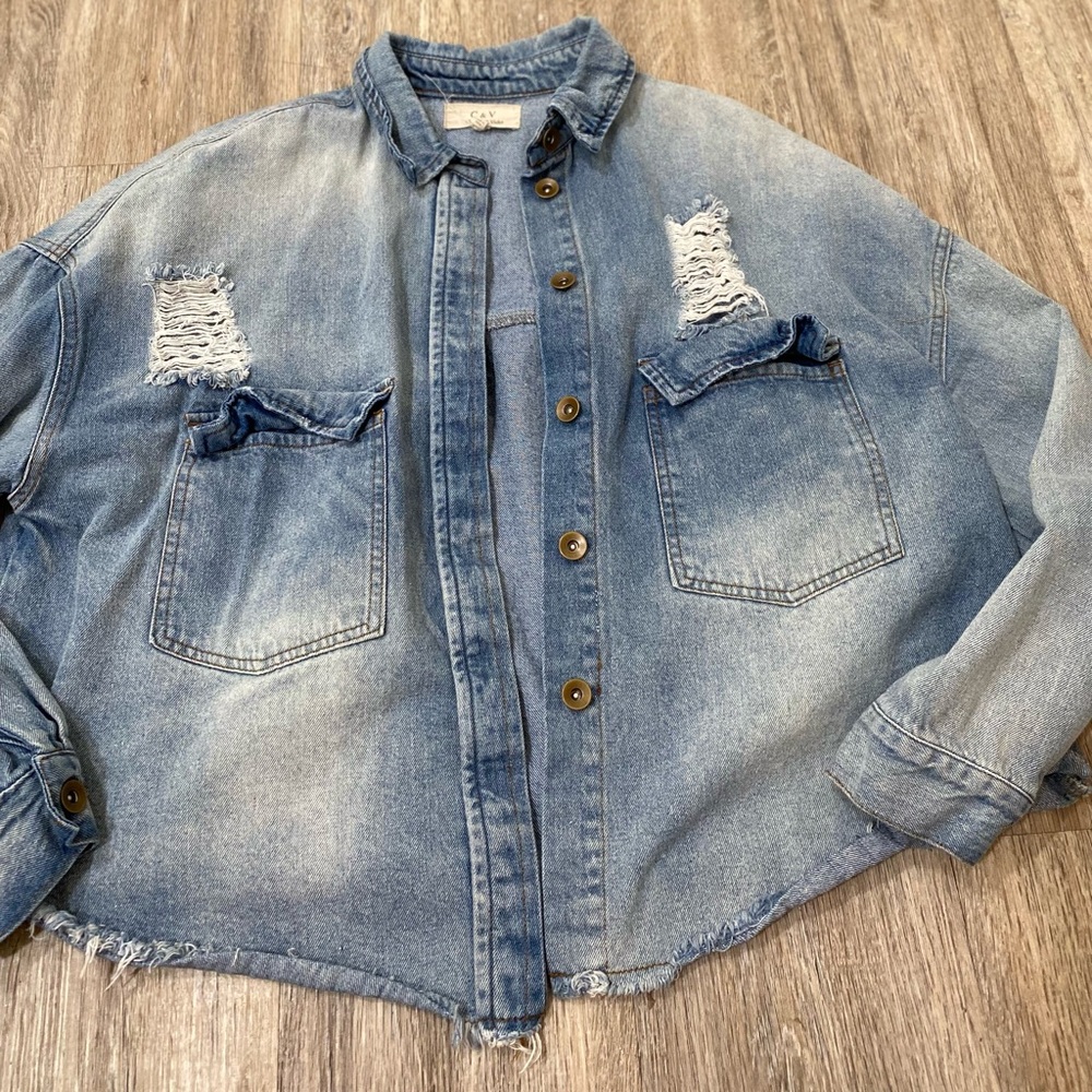 Chelsea & Violet womens jean jacket size medium